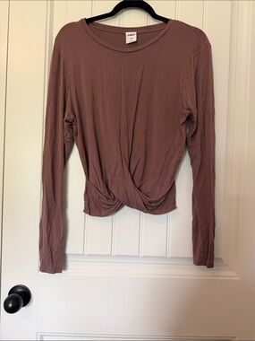 Long Sleeve Twist Front Top